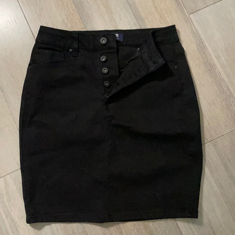New black denim skirt